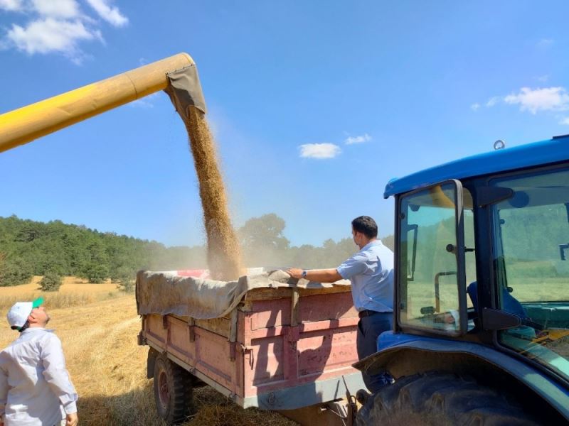 Bozüyük’te biçerdöverler denetlendi
