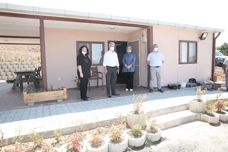 Kadın derneklerine destek sürüyor
