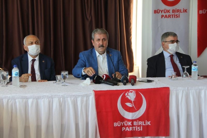 BBP Genel Başkanı Destici: “İstanbul Sözleşmesi'ni yırtıp atmamız ...