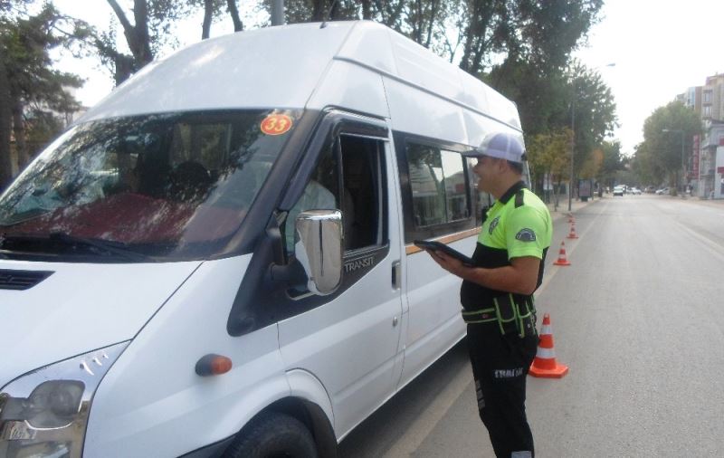 Servis araçlarında yaş sınırının yükseltilmesi talebi
