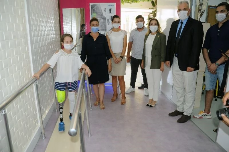 Aylin’in protez bacak sevinci
