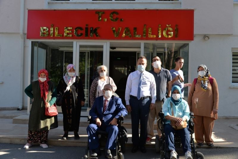 Bozüyüklü engelliler ücretsiz ulaşım hizmetinden faydalanmak istiyor
