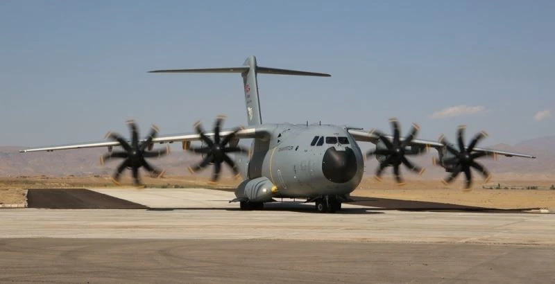 Türk savaş helikopterlerinin bir kısmı Nahçıvan’a getirildi
