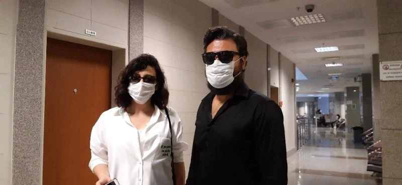 Oyuncu Bülent Parlak ve Burcu Gönder tek celsede boşandı
