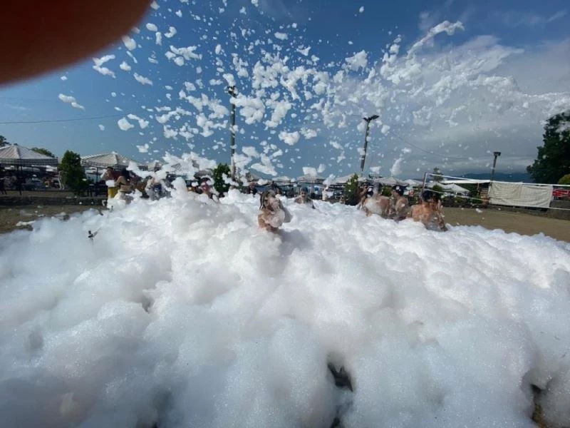 Plajda köpüklü partiye para cezası
