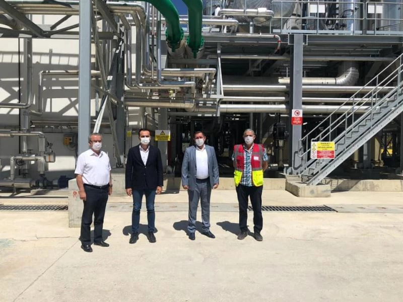 Başkan Vidinlioğlu, yanan fabrikayı ziyaret etti
