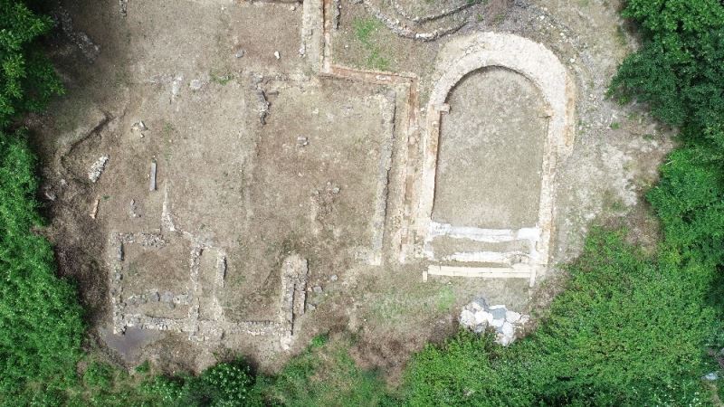 Kültür Bakanlığı heyeti Kadıoğlu’nda Roma dönemine ait mozaikleri inceledi
