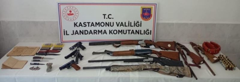 Kastamonu’da silah kaçakçılarına operasyon: 9 gözaltı
