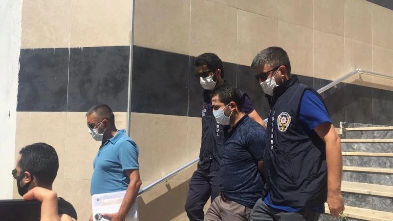 Çocuklarını almak isteyen eski karısına kurşun yağdıran şahıs adliyede
