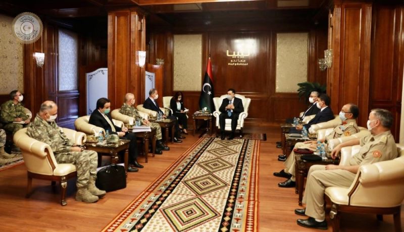 Bakan Akar, Libya Başbakanı Serrac ile görüştü
