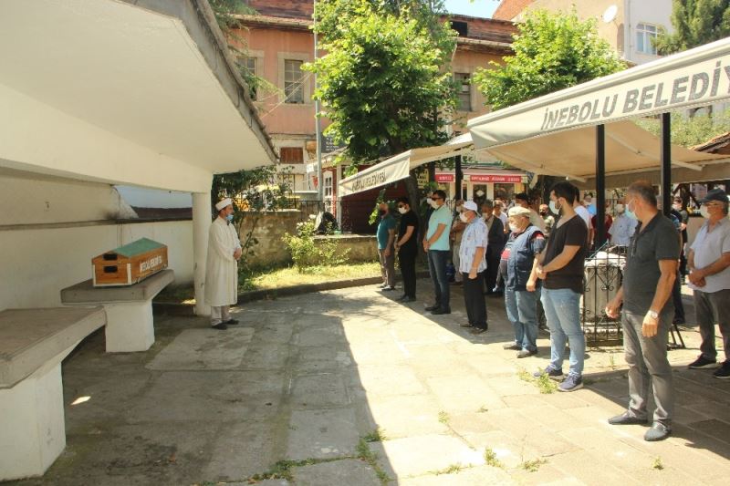 Define büyüsü çözerken ölen şahıs toprağa verildi
