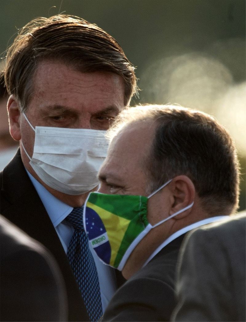 Brezilya Devlet Başkanı Bolsonaro, zorunlu maske takma yasa tasarısını veto etti
