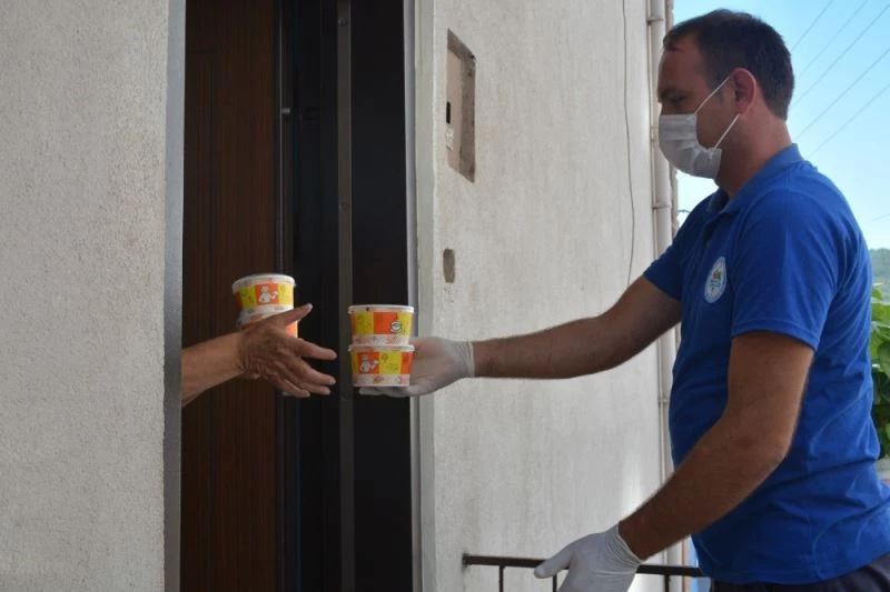 Kdz. Ereğli’de bin 300 aileye kavurma ikram edildi
