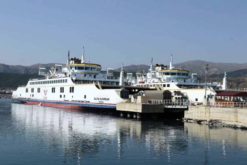 (Özel) Türkiye’nin en büyük feribotları Orta Asya ve Türki Cumhuriyetlere yük akışı sağlıyor
