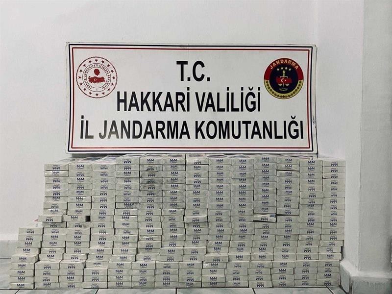 Şemdinli’de 15 bin 530 paket gümrük kaçağı sigara ele gerildi
