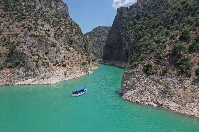 Arapapıştı Kanyonu Tekne Turumuz. By Tevazu Turizm