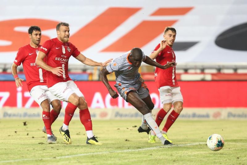 Fraport TAV Antalyaspor-Medipol Başakşehir maçından notlar