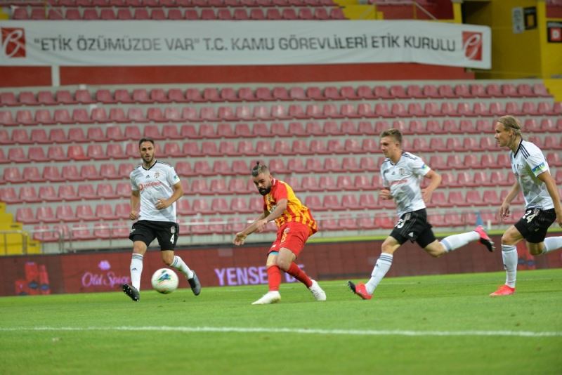 Süper Lig: Kayserispor: 3 - Beşiktaş: 1 (Maç sonucu)
