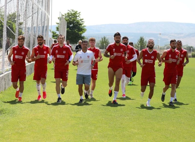 Sivasspor, rotayı Yeni Malatyaspor maçına çevirdi
