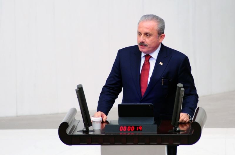 Mustafa Şentop yeniden TBMM Başkanı seçildi
