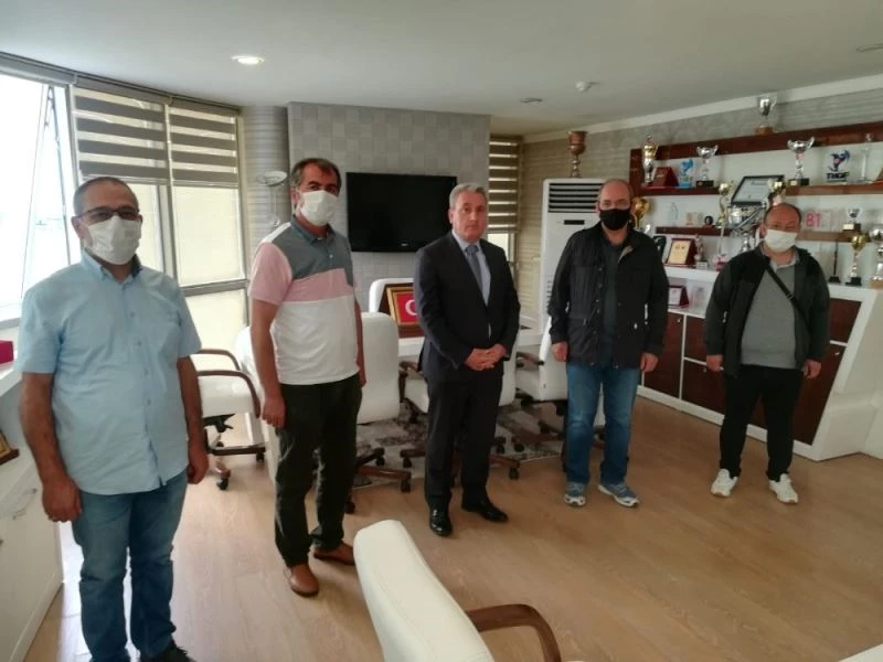 Kayak yöneticileri Gençlik Hizmetleri ve Spor İl Müdürlüğünü ziyaret etti
