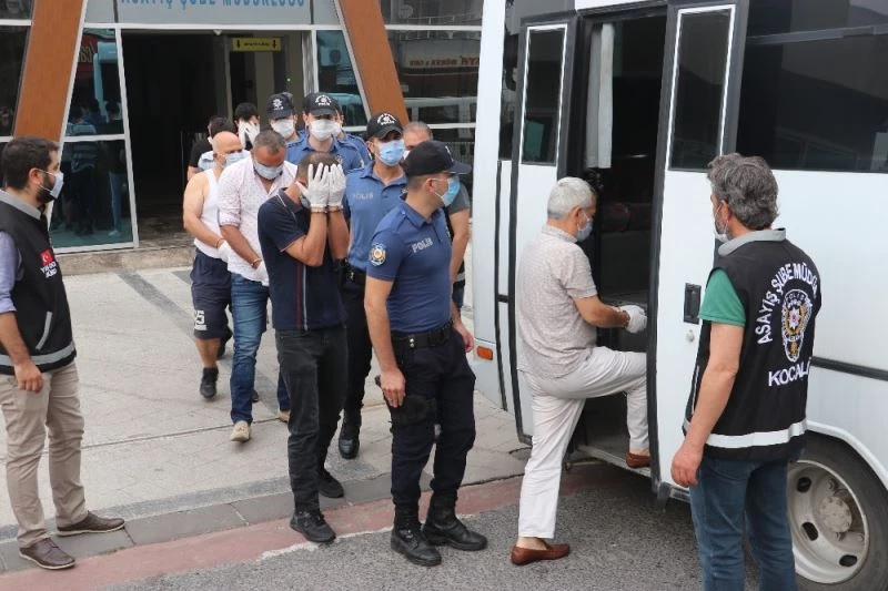 Çok sayıda firmayı dolandıran nakliyecilerden 5’i tutuklandı
