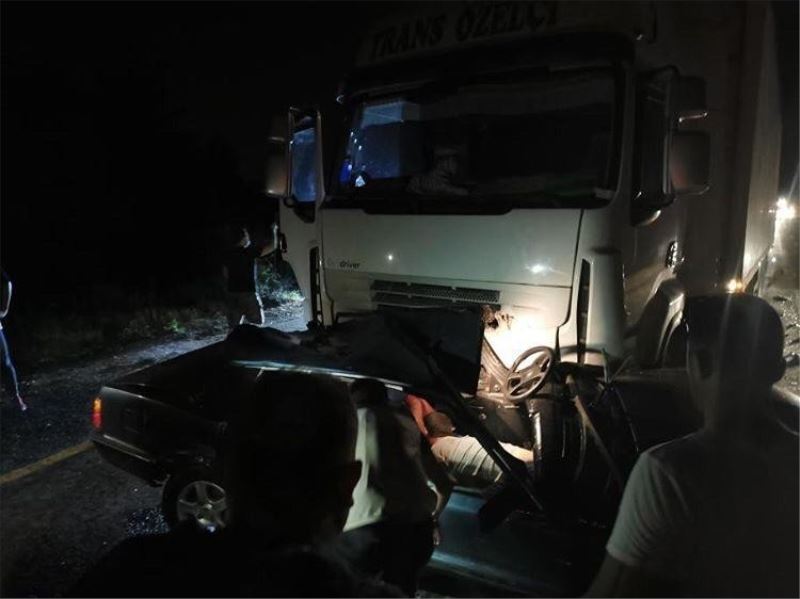 Kahramankazan’da feci trafik kazası: 2 ölü 1 ağır yaralı
