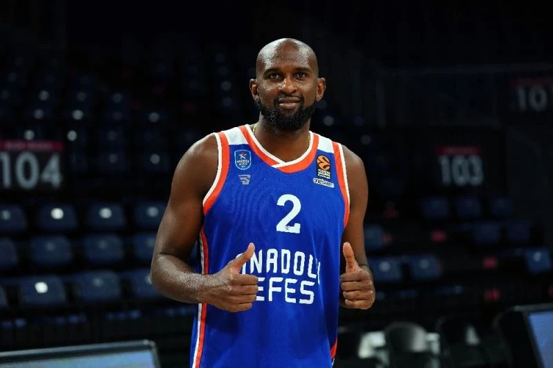 Anadolu Efes, Chris Singleton’ın sözleşmesini uzattı
