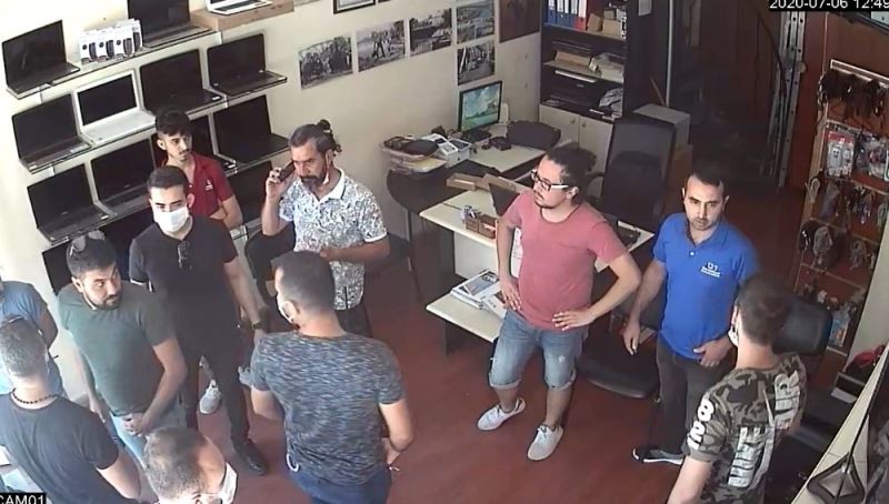 Satılmak için getirilen bilgisayarda amcasının fotoğrafını görünce polisi aradı
