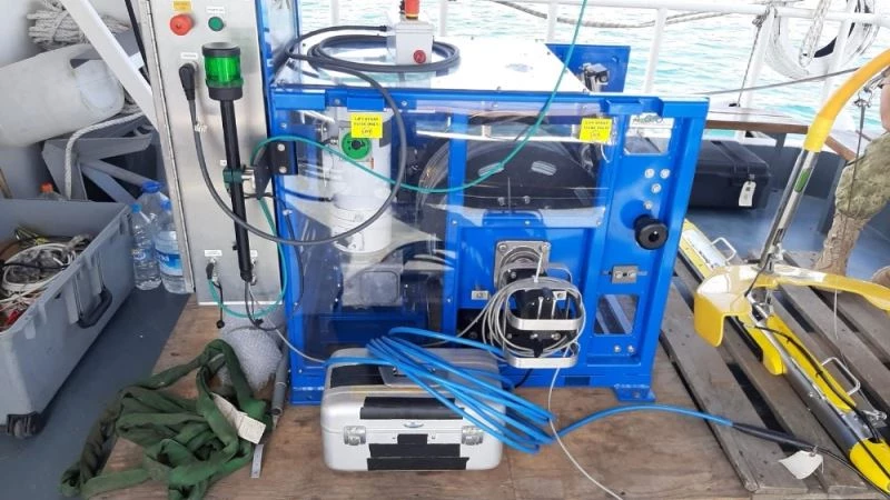 Göçmenleri taşıyan batık tekneyi bulan ROW cihazı görüntülendi
