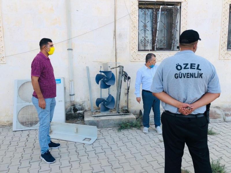 Kızıltepe’de hırsızlar caminin klima motorunu çalıp hurdaya sattı
