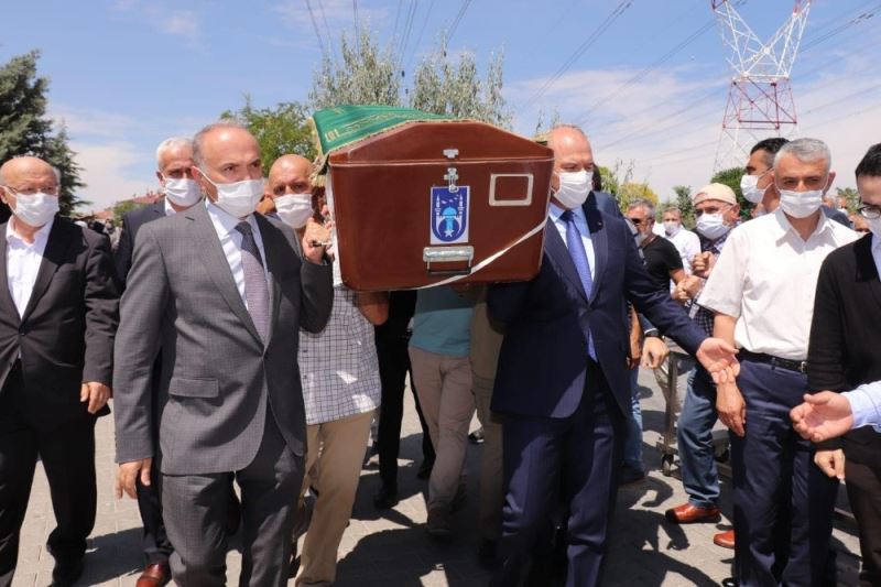 Bakan Soylu, Düzce Belediye Başkanı Faruk Özlü’yü acı gününde yalnız bırakmadı
