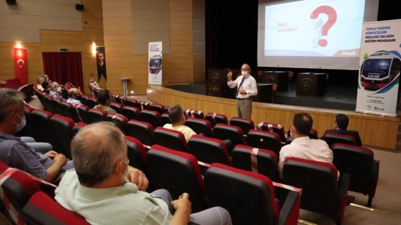 Düzce’de sistemleri yenilen toplu taşıma araçları sürücülerine eğitim
