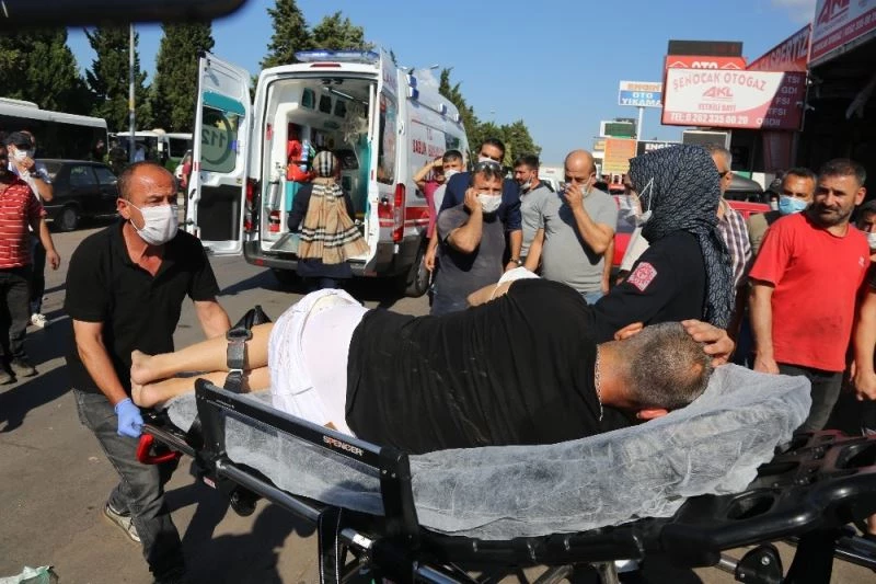 Alacaklısını elindeki tabanca ile kovalarken 3 kişiyi vurdu
