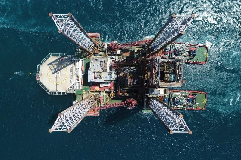 Dev petrol platformu FSM Köprüsünü böyle geçti
