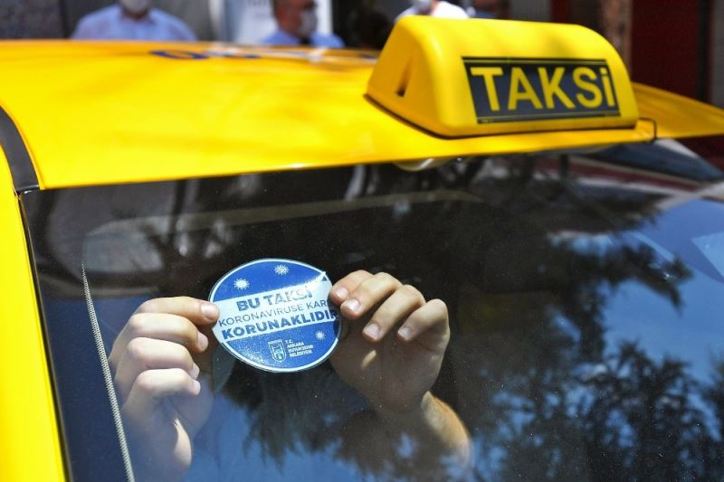 Ankara’da taksiler şeffaf panellerle güvenli hale geliyor
