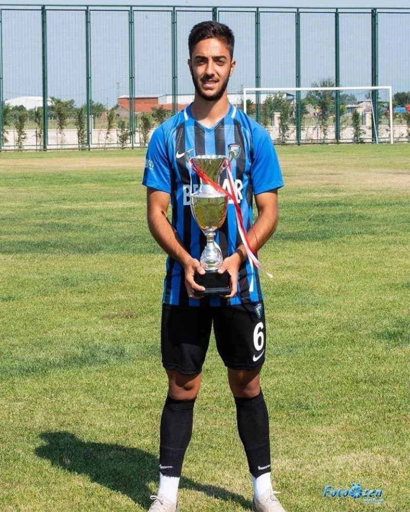 Mehmet Alp Karaman yuvada kaldı
