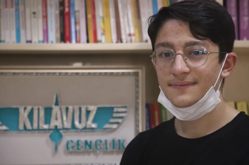 Kocaelili öğrenci LGS sınavında tüm soruları doğru cevapladı
