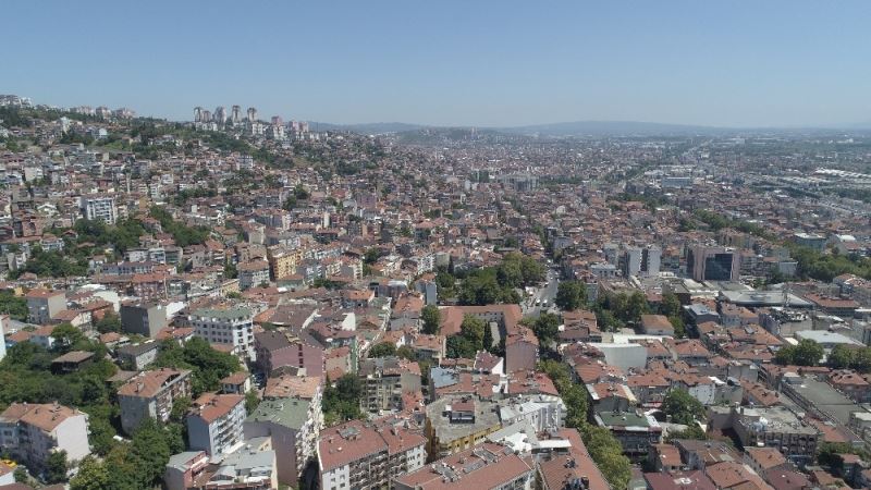 Gölcük Depremi’nin merkez üssü Kocaeli’de 29 ağır hasarlı bina bulunuyor
