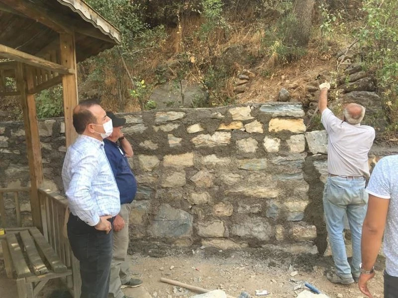 Başkan Ürek, Uludere Özelli Park projesinin yapılacağı alanda incelemelerde bulundu
