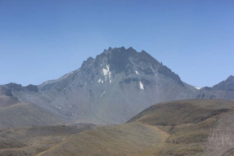Seslerini duyurmak için yapmadıkları kalmadı
