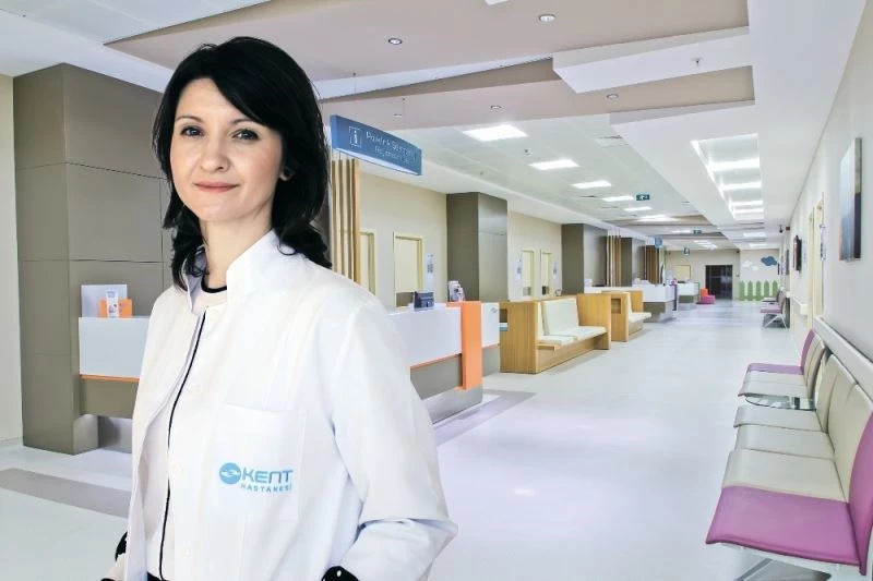 Uzmandan “Güneş koruyucusuz asla dışarı çıkmayın” uyarısı
