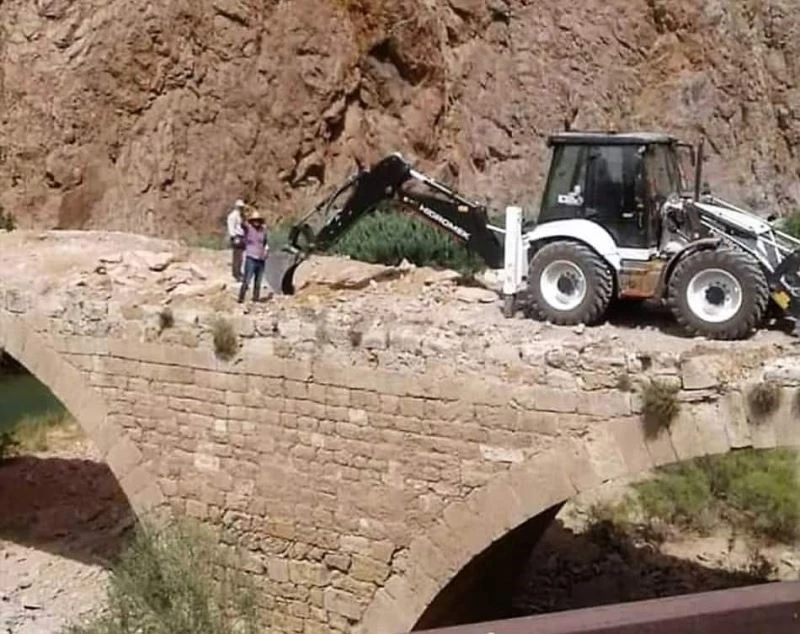 Restorasyona vali incelemesi
