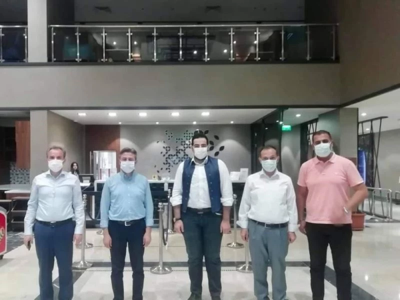 Aydın ve beraberindekiler işadamı Gürsoy ile bir araya geldi
