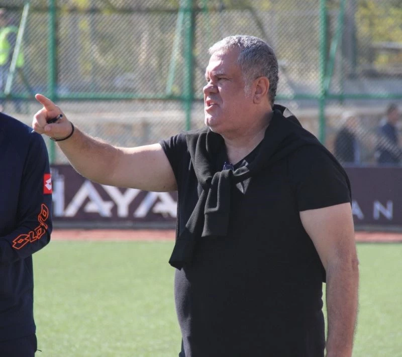 Teknik Direktör Eriş: “Transfer tahtasının açılmasını beklemiyorum”
