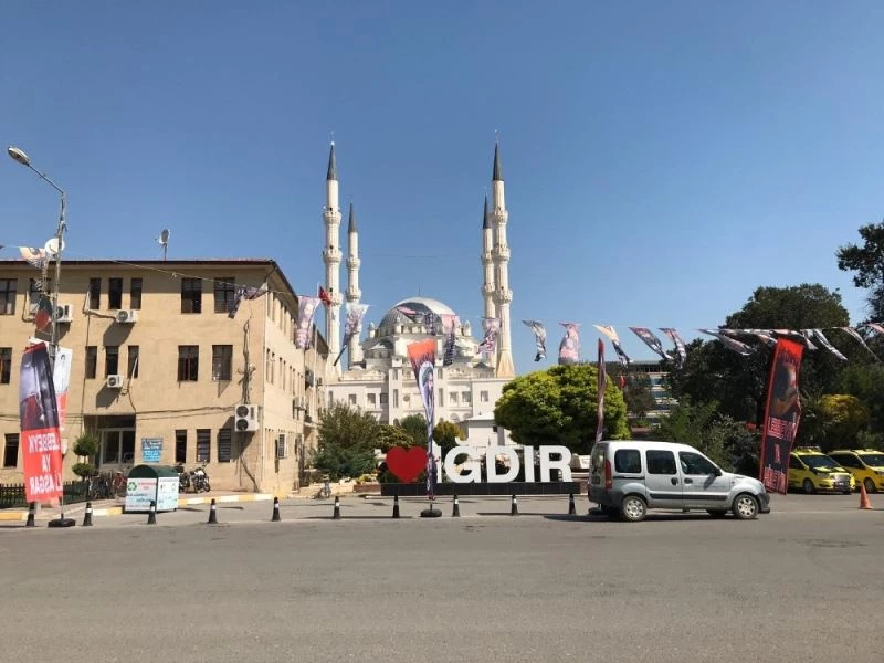 Iğdır’da bu yıl meydanlarda 