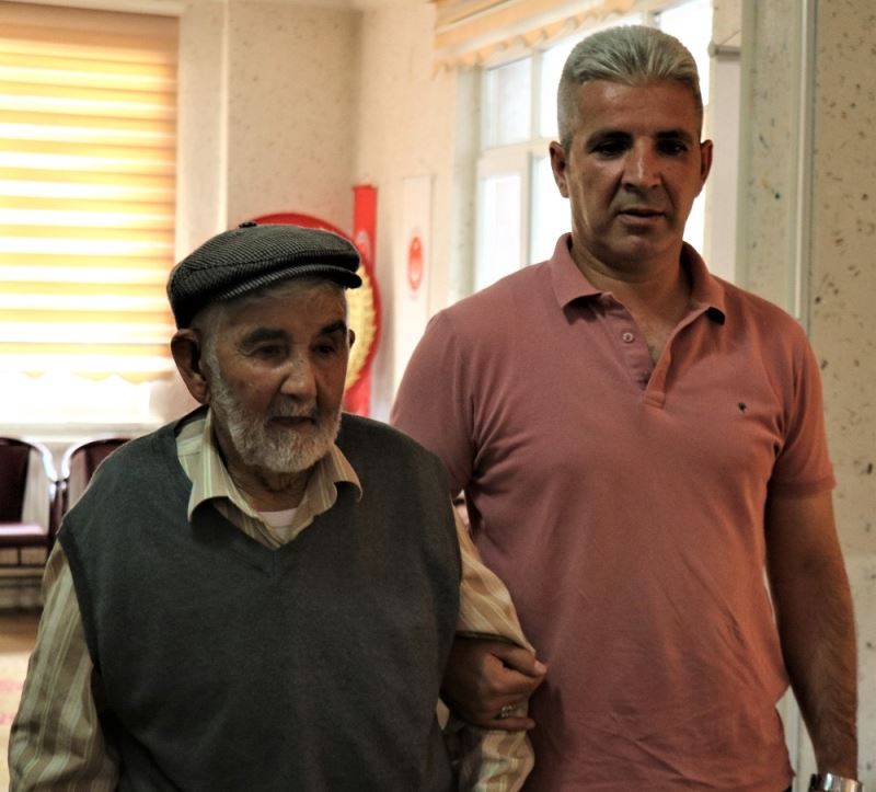 Kırşehir’in en yaşlı şehit babasının en önemli aktivitesi yürümek
