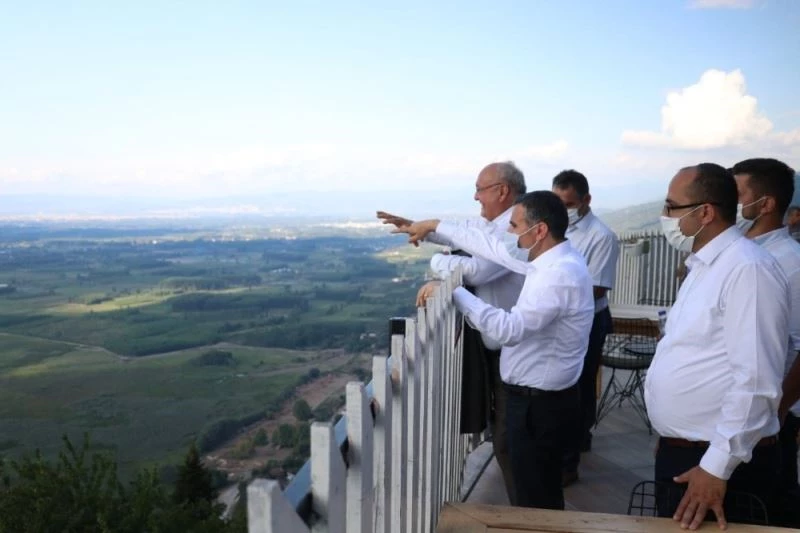 Vali Atay, Gölyaka’da incelemelerde bulundu
