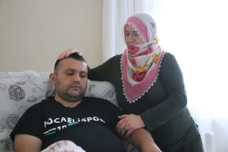 22 yıldır yürüyemeyen vatandaş yaşadığı ağrılar için çare arıyor
