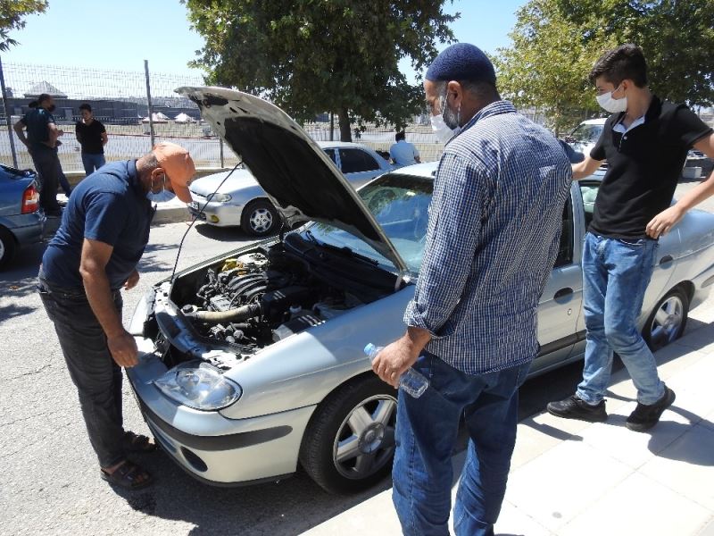 Faizler düşüyor, ikinci el otomobilde fiyatlar artıyor
